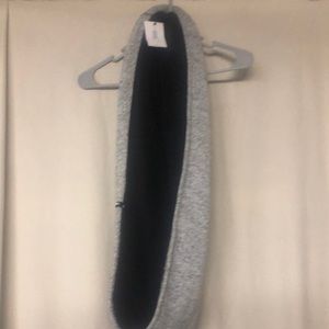 Infinity loop new with tags scarf